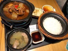 红烧牛腩饭-谷田稻香(佛罗伦萨店)