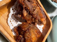 烤豬腳-雀蓝川菜(奥体广场店)