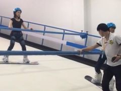 -零度滑雪室内训练中心(莘庄店)