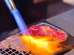 -铭牛烧肉·和牛海鲜自助(高新月牙湖店)