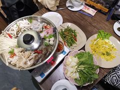 -Thai Market Restaurant( 04 Tran Quoc Toan)