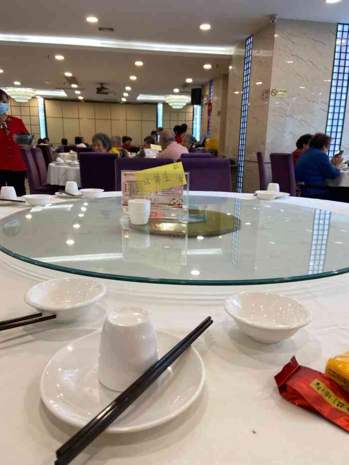 新海宝酒家-"价格亲民,部长热情,服务生勤快,出品不错.