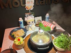 -芸山季·云南野生菌火锅(人民广场来福士店)
