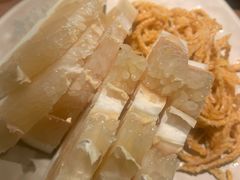 -老牌坊云南鱼豆花火锅(嵩山店)