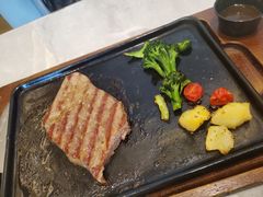 -必胜客(尹山湖歌林公园店)