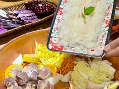 -洱火云南酸菜牛肉火锅(石景山当代商城店)