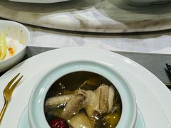 -宴昆山·私房菜(春晖店)