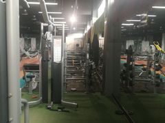 -星动力健身俱乐部(新塘店)