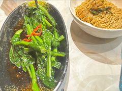 -荟廷·晶萃(陆家嘴尚悦湾店)