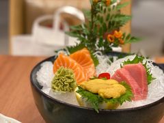 三文鱼与金枪鱼中腹和海胆刺身-阿吾罗日本料理(K11艺术中心店)