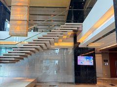 -上海龙之梦万丽酒店