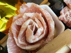 -铭牛烧肉·和牛海鲜自助(高新月牙湖店)