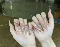 -斯馨·健康美甲美睫