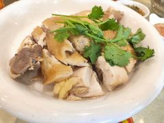 白切文昌鸡-琼菜坊·无鸡不成宴·海南菜老爸茶糟粕醋(海口骑楼老街店)