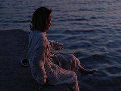 -亮河湾山庄