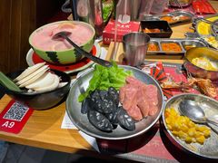 -青瓦炭韩潮烤肉(花园道店)