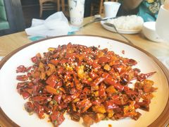 重庆辣子鸡-嫩芽·重庆菜馆(十八梯露台观景店)