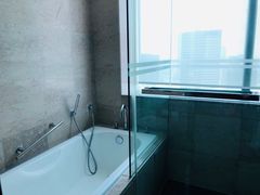 -上海龙之梦万丽酒店