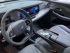 -ARCFOX极狐(世纪金源店)