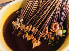 -拈签一笑黄牛肉辣卤串串