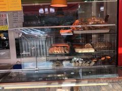 面包甜点陈列柜-白魁老号饭庄(安内店)