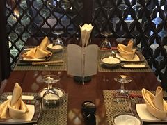 -华凌牛庄西餐厅(乌鲁木齐华凌美爵大饭店)