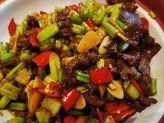 -魏铭鱼头捞饭(晋阳路店)