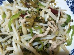 太湖芦苇根炒肉丝-呼吸森林·生态农庄农家乐私房菜