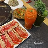 炭火烤肉天花板