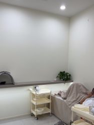 -苗方清颜专业祛痘·皮肤管理