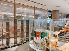 -老乡鸡(上海白玉兰广场店)