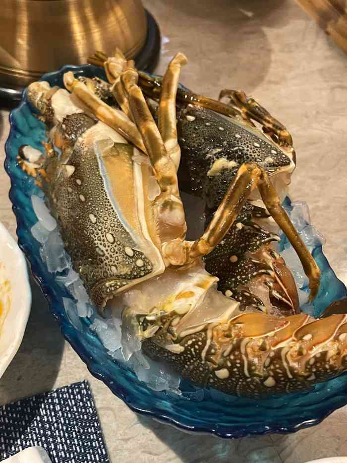 悦鼎会海鲜姿造-"[薄荷]环境:大门进来就是闪闪发光的水.