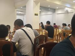 大堂-红色湘菜馆(春风店)
