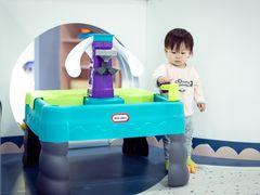 -蓝鲸奇亲子游泳俱乐部