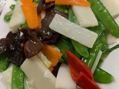 -广客美食坊(丹霞山店)