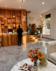 -百秀名媛纹绣美学护肤中心