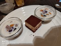 -君来湖滨饭店·玫瑰园