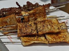 -小董哥烤串·爆汁大油边(故宫店)