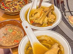 -阿山卓·野生菌火锅·纳西火塘烤肉