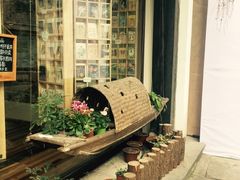 -猫的天空之城概念书店(杭州南宋御街店)