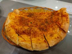 孜然辣椒味烤馕-巴依老爷新疆美食(清华东门店)