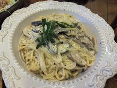 -玛格萝妮比萨屋(陆家浜路店)