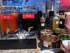 -怪噜范·老贵阳街头名小吃(鸿通城店)