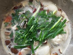 -姚记抚仙湖石锅鱼庄