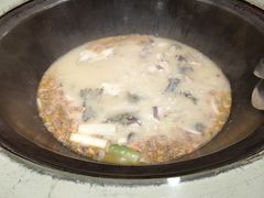 -陈大锅·岳阳鱼馆·地道岳阳菜(美食街店)