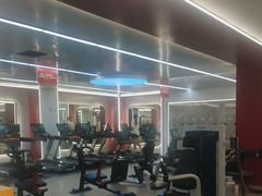 -英派斯健身旗舰店(海信国际中心馆)