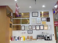 -雅悦齿科(顾村公园店)