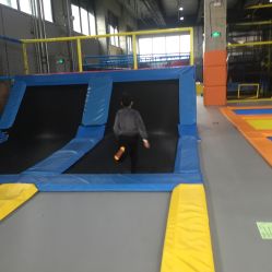 -Apfunll潮玩乐园*生日派对*企业团建(米房店)