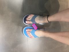 -SKECHERS 斯凯奇(上海国际时尚中心店)