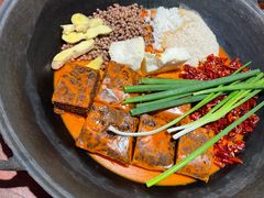-四小区火锅·巷子里的重庆火锅(花照壁店)